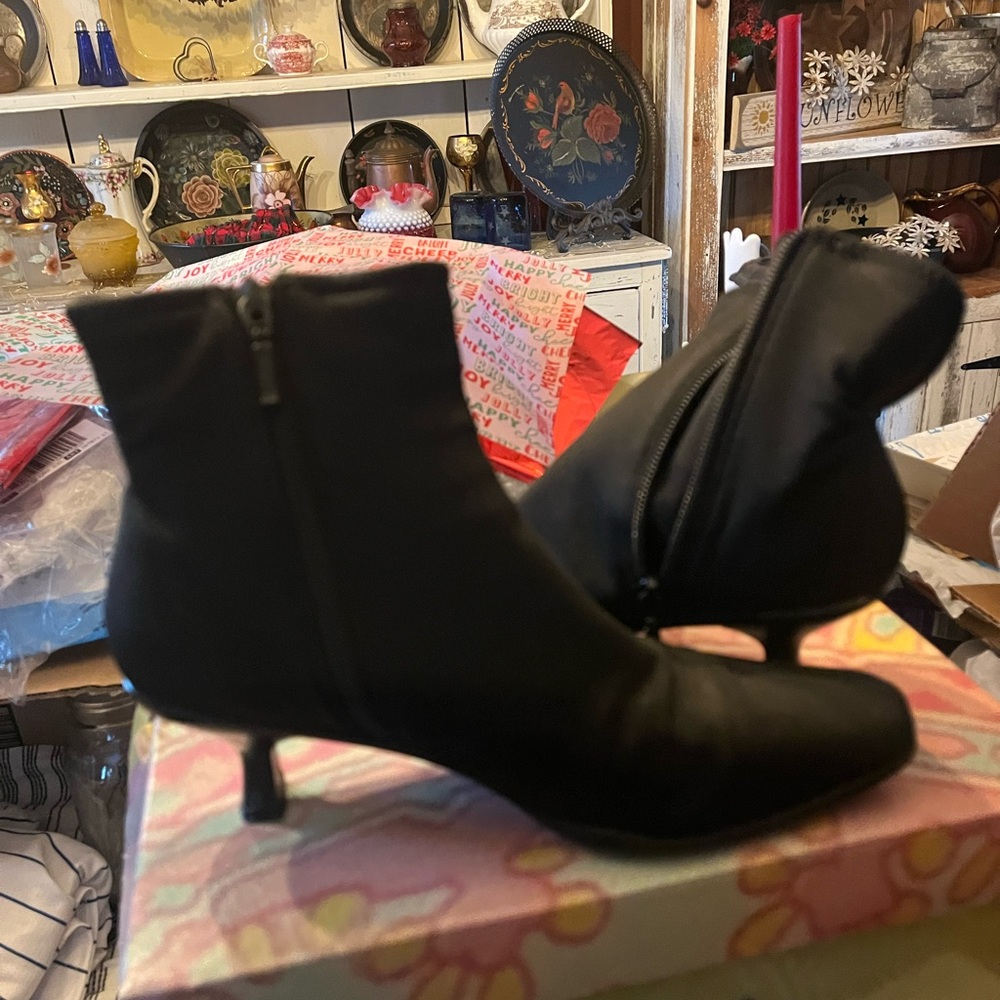 IMPO Black Ankle Boots
